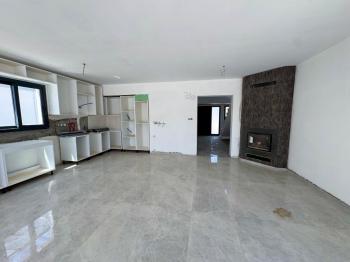 KKTC Girne Alsancak ta Satılık Özel Havuzlu 3+1 Villa