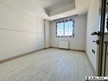 ASLAN'DAN MEZİTLİ DE HAVUZLU BEYAZ EŞYALI VE KLİLMALI LÜX 4+1