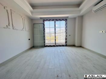 ASLAN'DAN MEZİTLİ DE HAVUZLU BEYAZ EŞYALI VE KLİLMALI LÜX 4+1