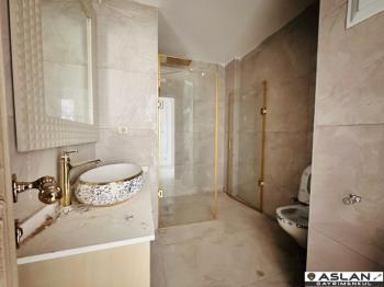 ASLAN'DAN MEZİTLİ DE HAVUZLU BEYAZ EŞYALI VE KLİLMALI LÜX 4+1