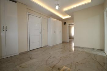 ASLAN'DAN DENİZE SIFIR SİTEDE HAVUZLU GENİŞ 3+1