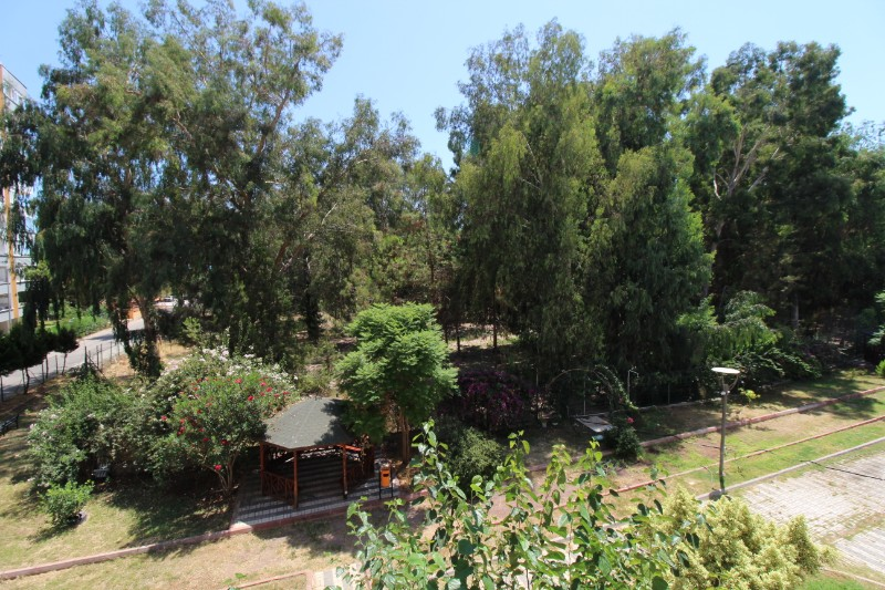 ASLAN'DAN DENİZE SIFIR SİTEDE HAVUZLU GENİŞ 3+1