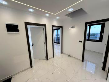 Didim'de 600 Metre Kare Arsa İçerisinde Satılık Beyaz Saray