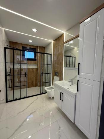 Didim'de 600 Metre Kare Arsa İçerisinde Satılık Beyaz Saray