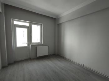 GÜVENAY - ÇORUM KALE POLİS LOJMANLARI MEVKİ KİRALIK 3+1 DAİRE