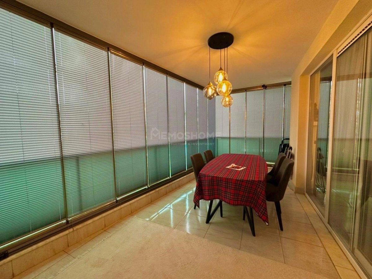 Oba Flower Garden III