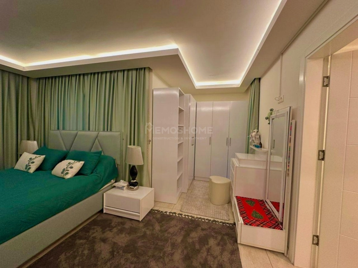 Oba Flower Garden III