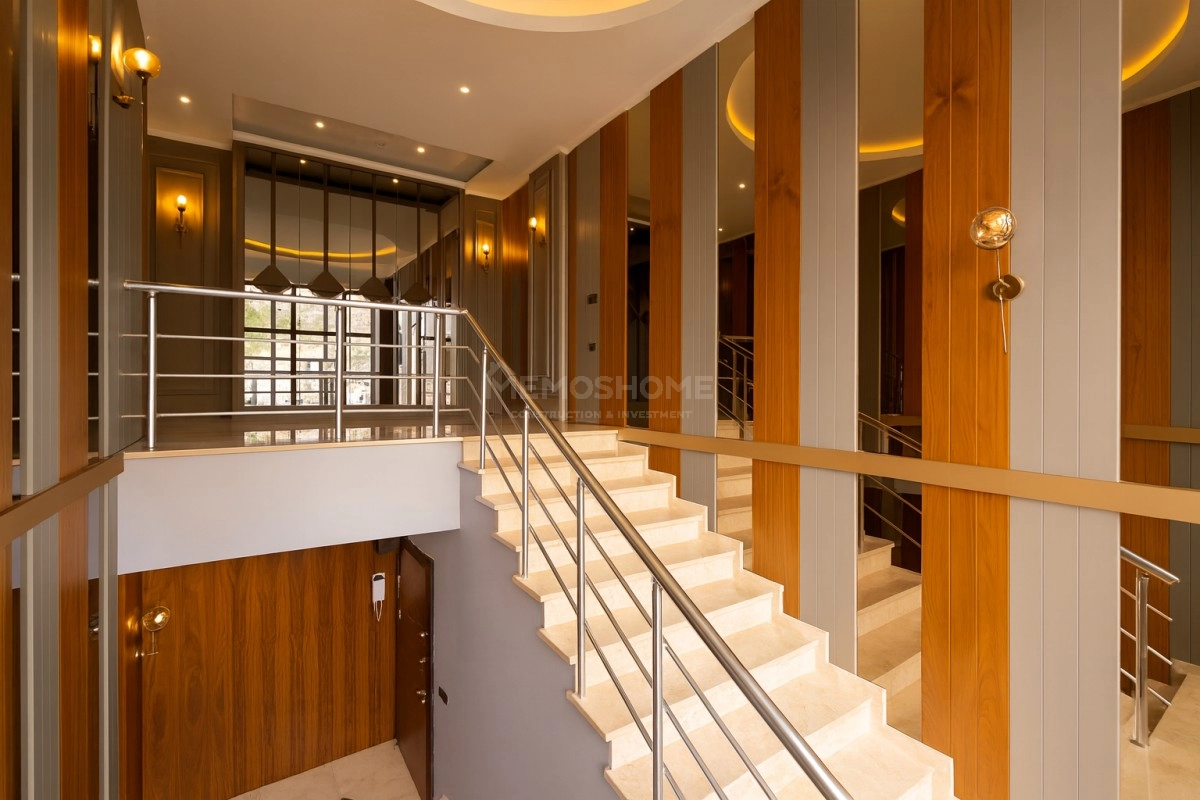 Crystal Tower Vatandaşlığa Uygun