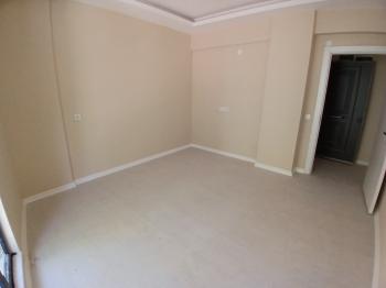 GÜVENAY - ÇORUM ULUKAVAK ÖZRAHMAN CAMİİ YANI SATILIK SIFIR  1+1 DAİRE