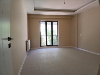 GÜVENAY - ÇORUM ULUKAVAK ÖZRAHMAN CAMİİ YANI SATILIK SIFIR  1+1 DAİRE