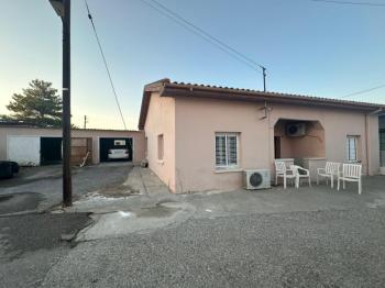 MİNARELİKÖY'DE SATILIK BAHÇELİ MÜSTAKİL EV