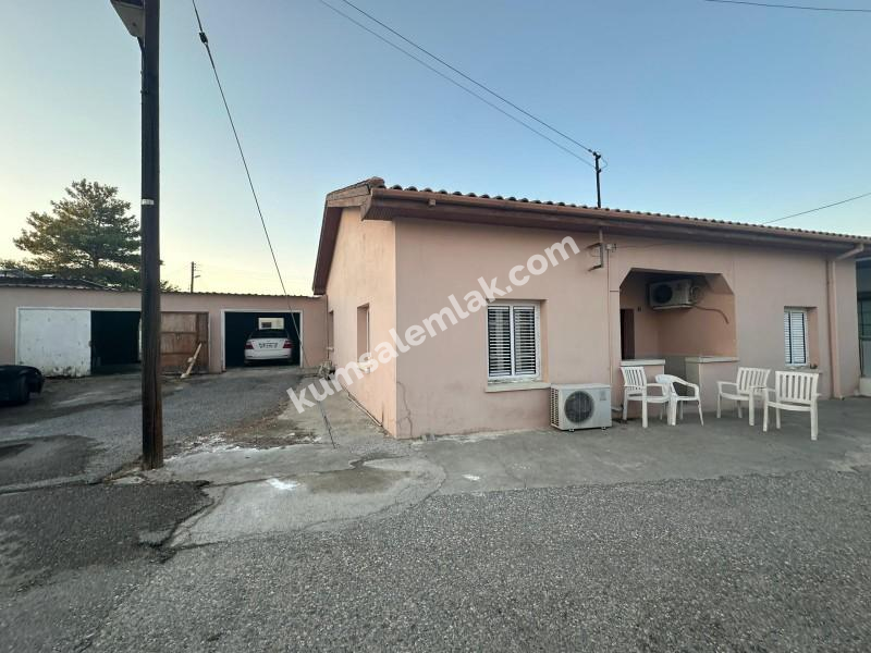 MİNARELİKÖY'DE SATILIK BAHÇELİ MÜSTAKİL EV