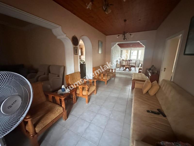 MİNARELİKÖY'DE SATILIK BAHÇELİ MÜSTAKİL EV