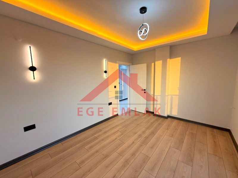 Didim'de Deniz Manzaralı 3+1 Villa