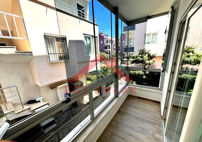 Didim'de Havuzlu  Site İçerisinde  2+1 Eşyalı Satılık Daire