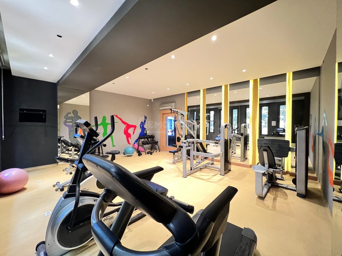 Granada Boutique Møblert 2+1