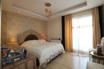 ASLAN'DAN MEZİTLİ DE GENİŞ SOSYAL ALANLI LÜKS 4+1 FIRSAT DAİRE