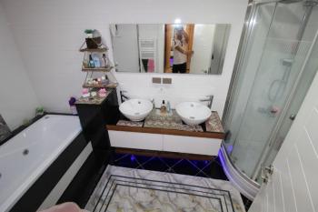 ASLAN'DAN MEZİTLİ DE GENİŞ SOSYAL ALANLI LÜKS 4+1 FIRSAT DAİRE