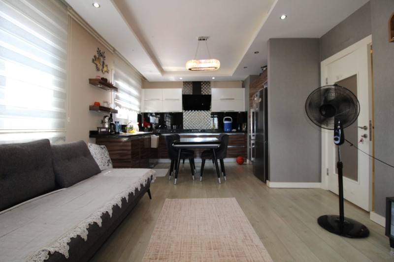 ASLAN'DAN MEZİTLİ DE GENİŞ SOSYAL ALANLI LÜKS 4+1 FIRSAT DAİRE