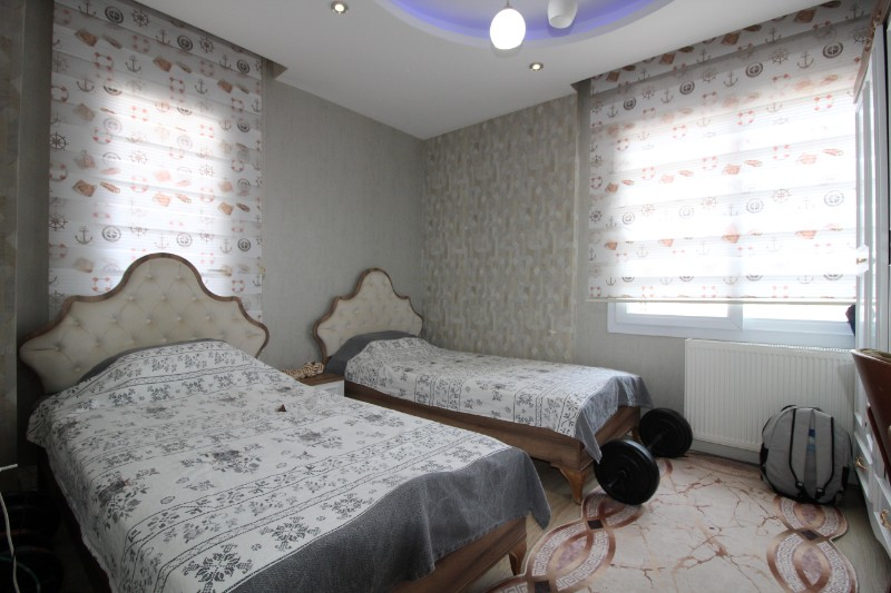 ASLAN'DAN MEZİTLİ DE GENİŞ SOSYAL ALANLI LÜKS 4+1 FIRSAT DAİRE