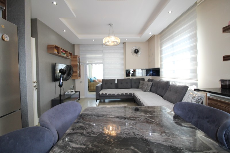 ASLAN'DAN MEZİTLİ DE GENİŞ SOSYAL ALANLI LÜKS 4+1 FIRSAT DAİRE