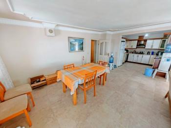 Altınkum Karakış Sitesinde Satılık 4+1 Apartman Dubleksi