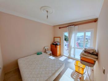 Altınkum Karakış Sitesinde Satılık 4+1 Apartman Dubleksi