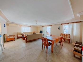 Altınkum Karakış Sitesinde Satılık 4+1 Apartman Dubleksi