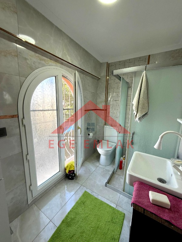 Didim'de Havuzlu Site İçerisinde Satılık 4+1 Villa