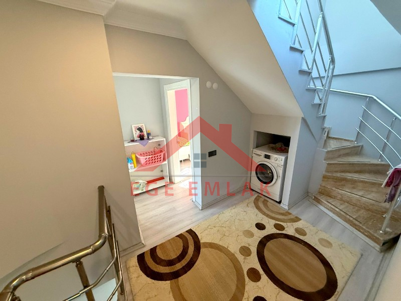 Didim'de Havuzlu Site İçerisinde Satılık 4+1 Villa