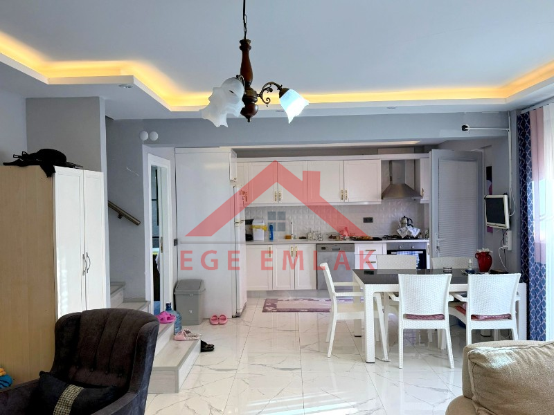 Didim'de Havuzlu Site İçerisinde Satılık 4+1 Villa