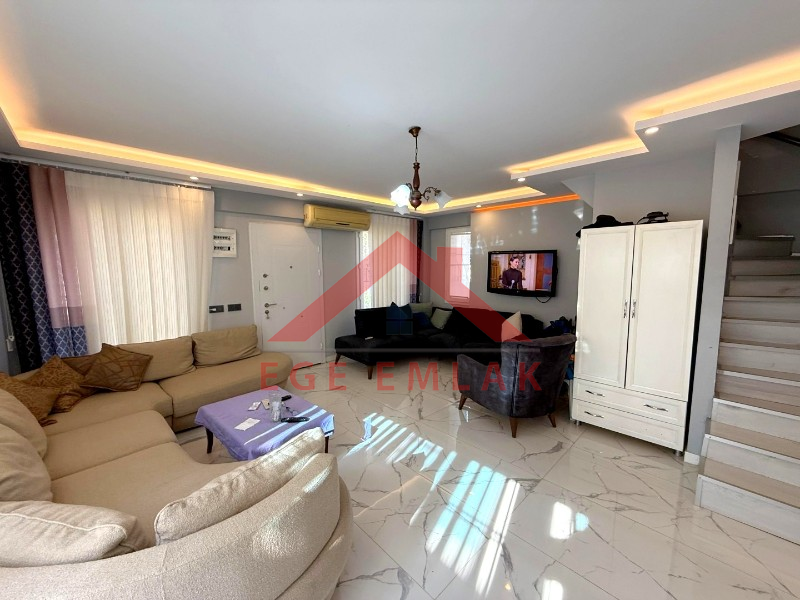 Didim'de Havuzlu Site İçerisinde Satılık 4+1 Villa