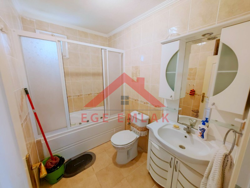 Altınkum Karakış Sitesinde Satılık 4+1 Apartman Dubleksi