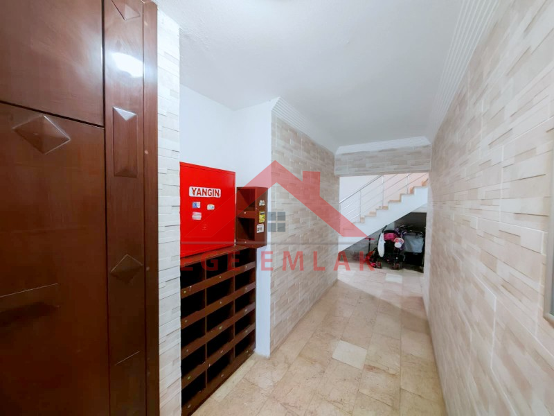 Altınkum Karakış Sitesinde Satılık 4+1 Apartman Dubleksi