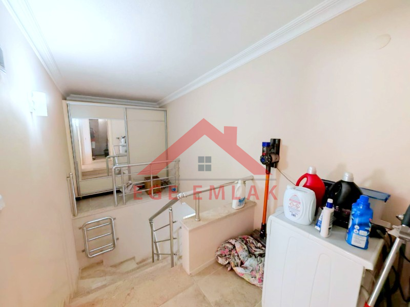 Altınkum Karakış Sitesinde Satılık 4+1 Apartman Dubleksi