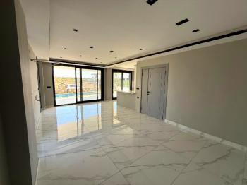 Didim'de Fırsat Tam Müstakil Villa