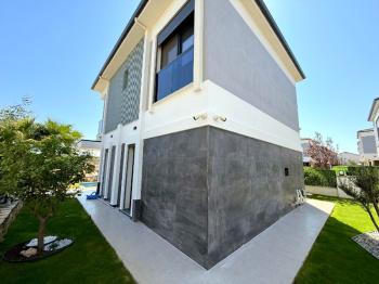 Didim'de Fırsat Tam Müstakil Villa