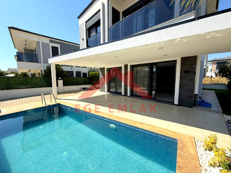 Didim'de Fırsat Tam Müstakil Villa