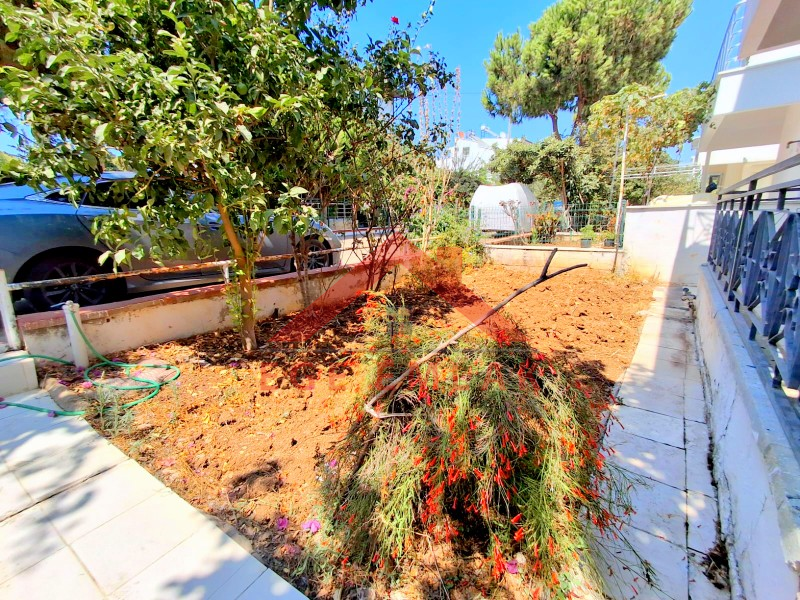 Maksam Sitesinde Satılık Yazlık