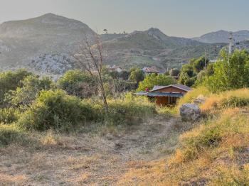 Marmaris Bayır’da doğayla iç içe bir yaşam fırsatı Prefabrik Ev ve Arsası