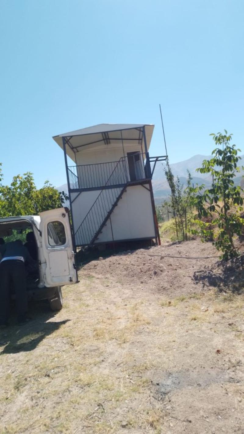 PORSUKTA  DA  DOĞA İÇİNDE BAHÇE  ve EV