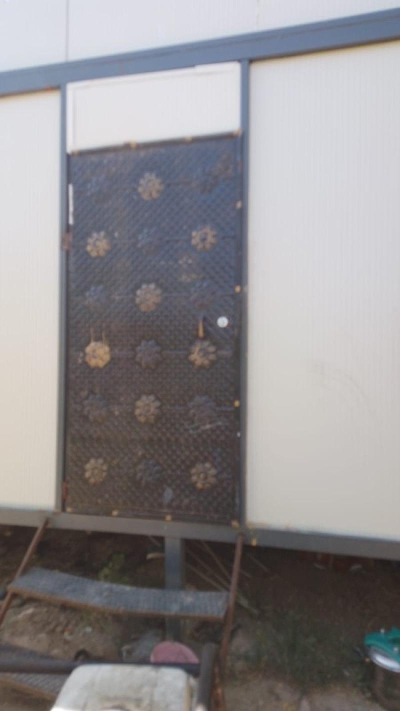 PORSUKTA  DA  DOĞA İÇİNDE BAHÇE  ve EV