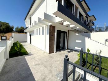 Didim'de Daire Parasına Satılık 2+1 Ayrı Mutfaklı Yazlık