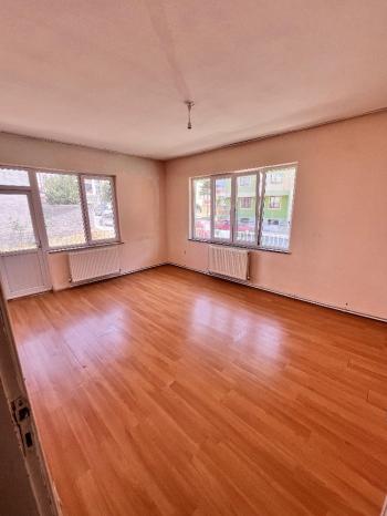 GÜVENAY – ÇORUM KAFKAS EVLERİ CAMİİ ARKASI – 3+1 SATILIK DAİRE