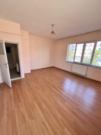 GÜVENAY – ÇORUM KAFKAS EVLERİ CAMİİ ARKASI – 3+1 SATILIK DAİRE