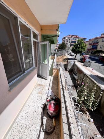 GÜVENAY – ÇORUM KAFKAS EVLERİ CAMİİ ARKASI – 3+1 SATILIK DAİRE