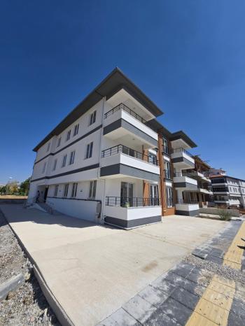 GÜVENAY - ÇORUM MERKEZ ÇEPNİ MAH. KENT PARK KARŞISI 2+1 LÜKS KİRALIK