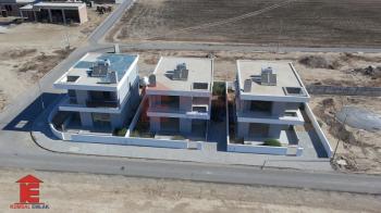 GÖNYELİ BATIKENT'DE MÜSTAKİL VİLLA