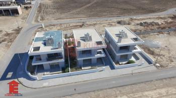 GÖNYELİ BATIKENT'DE MÜSTAKİL VİLLA