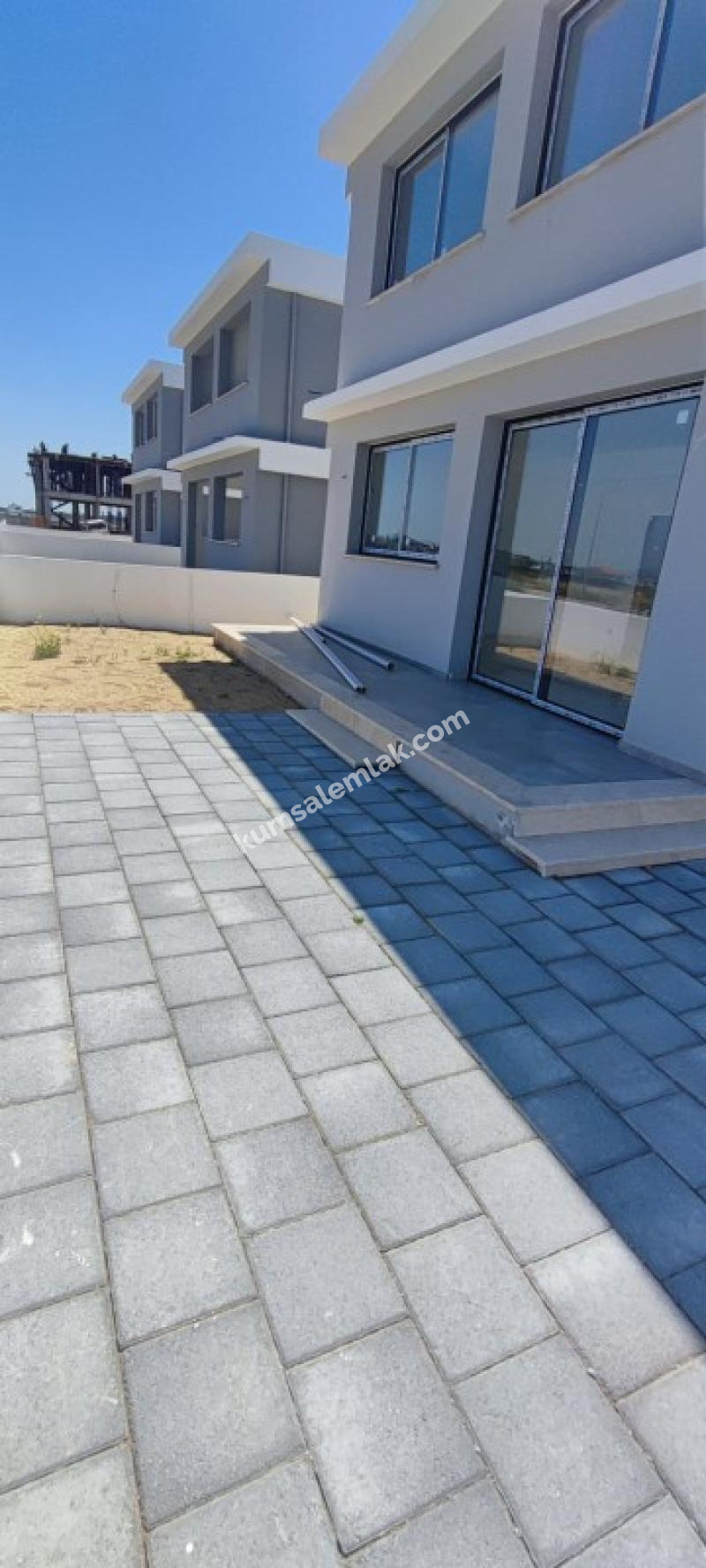 GÖNYELİ BATIKENT'DE MÜSTAKİL VİLLA